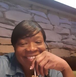 Meet your Posher, Dian